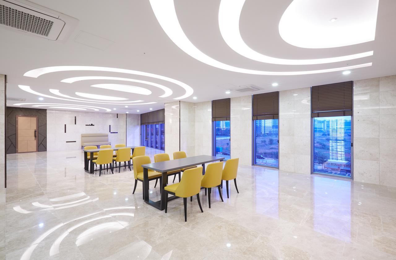 Osong H Hotel Sejong City Cheongju Esterno foto