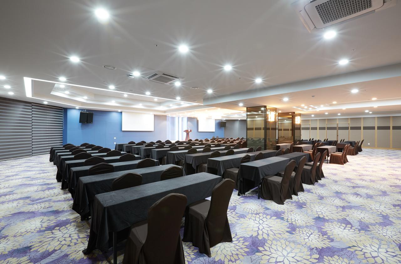Osong H Hotel Sejong City Cheongju Esterno foto