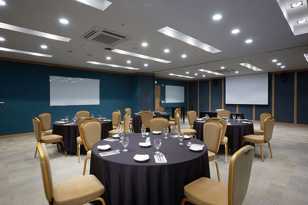Osong H Hotel Sejong City Cheongju Servizi foto